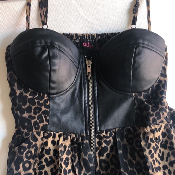 Ally animal print top - Picture 2 of 2